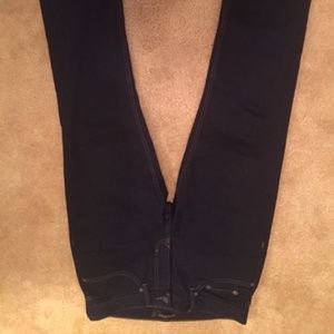 Banana Republic Slim- Fit Jeans. 31-30.